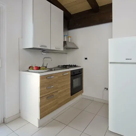 Locazione Turistica Rosburgo.5 Apartmán